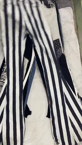 Emroidery baggy bootcut mix jeans
