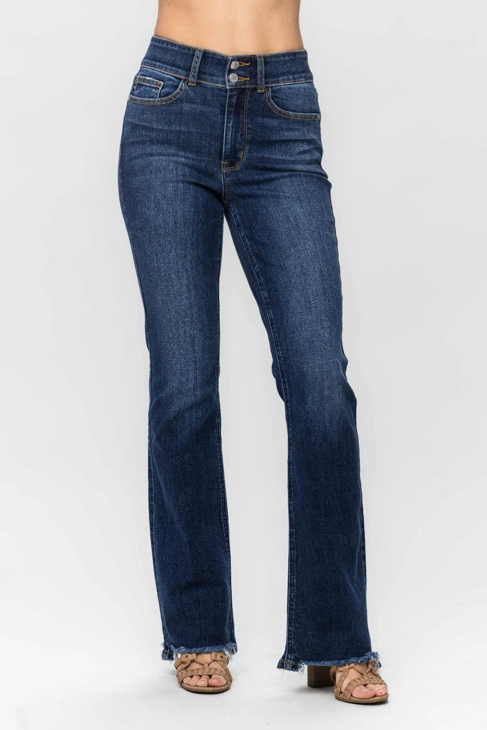 Judy Blue Frayed Hem Bootcut Jeans in Dark Wash
