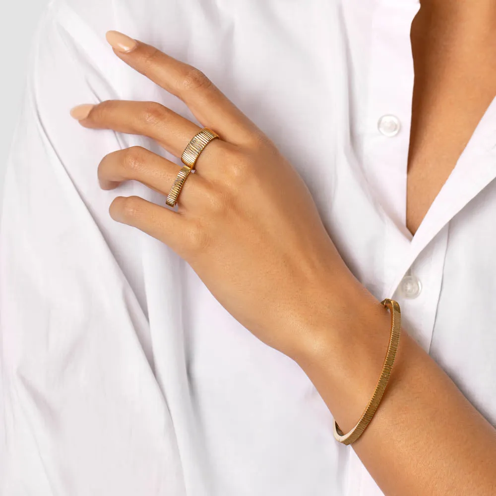 Textured Boyfriend Ring in Gold