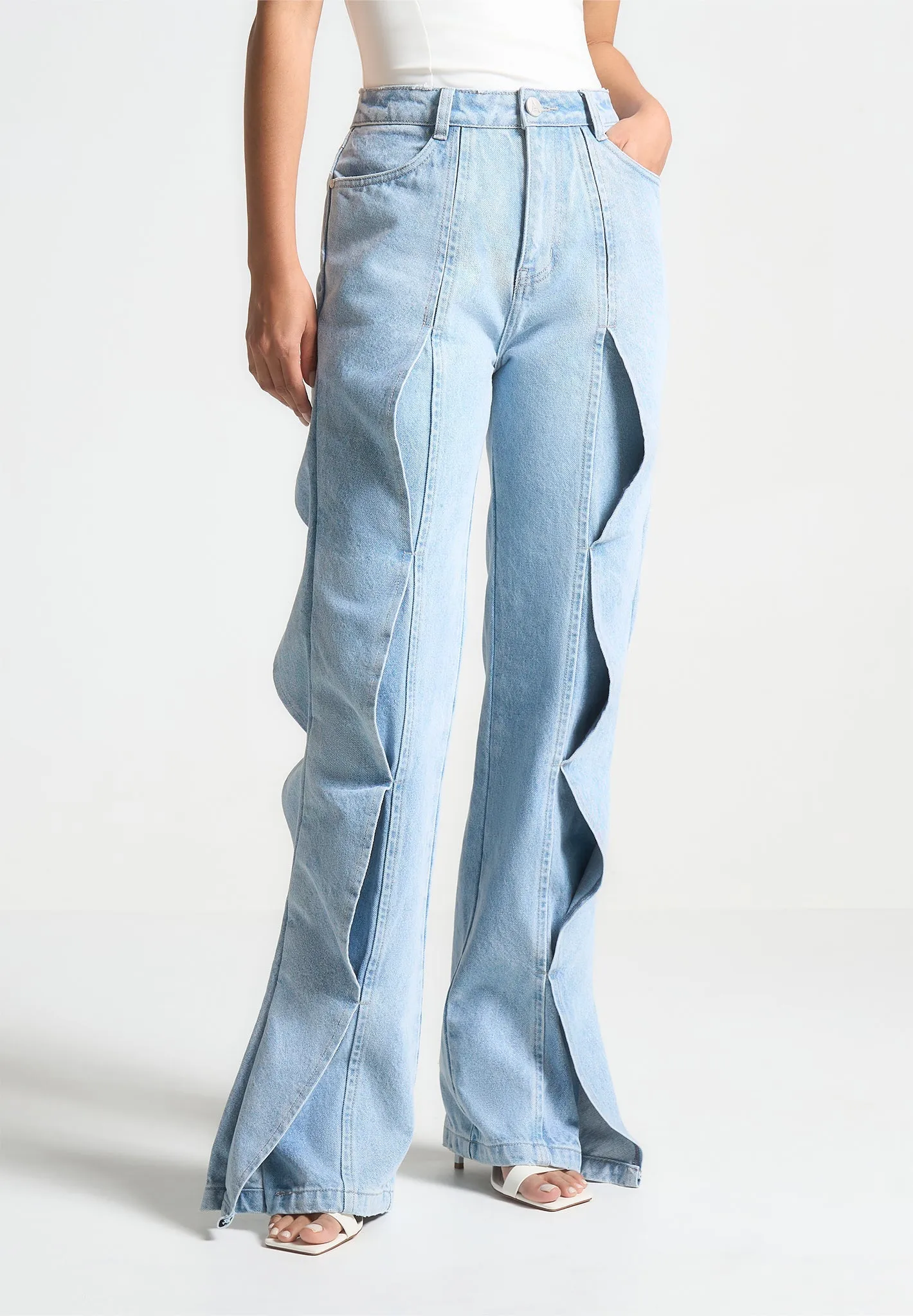 Wave Detail Boyfriend Jeans - Light Blue