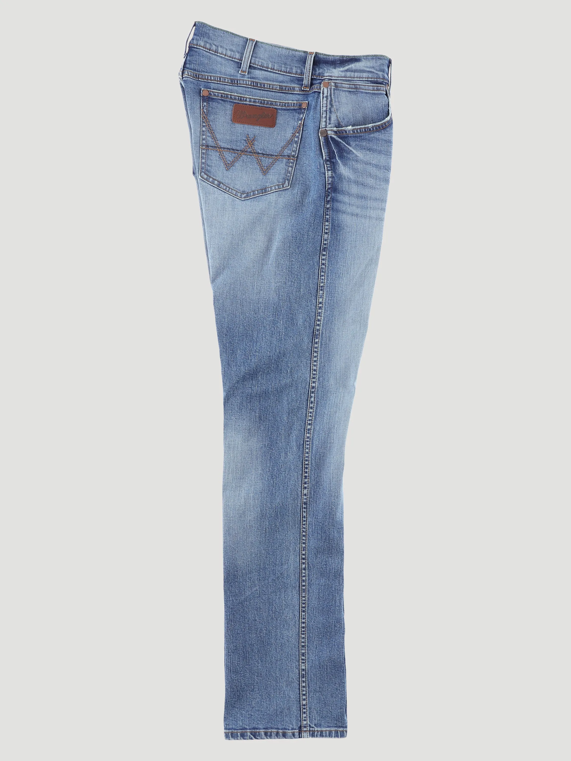 Wrangler Men's Retro Slim Straight Jean